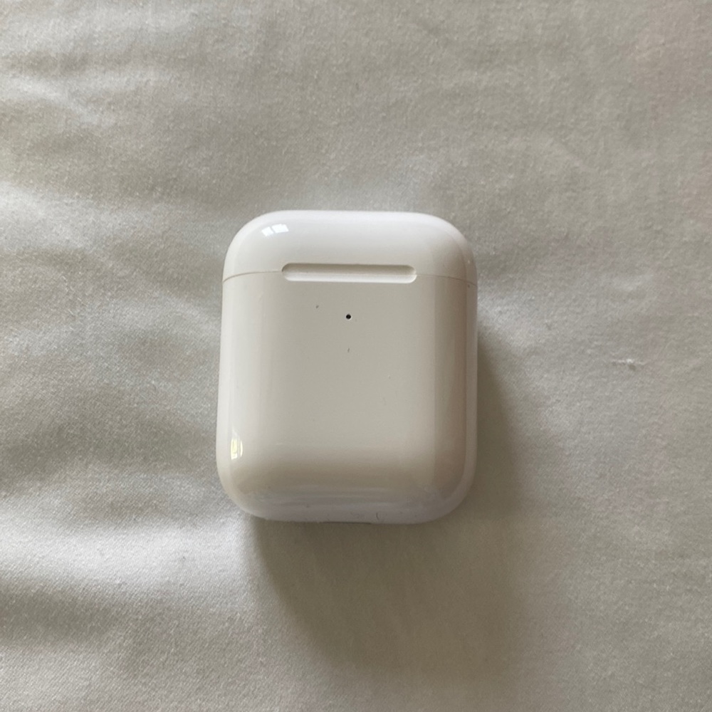 AirPods